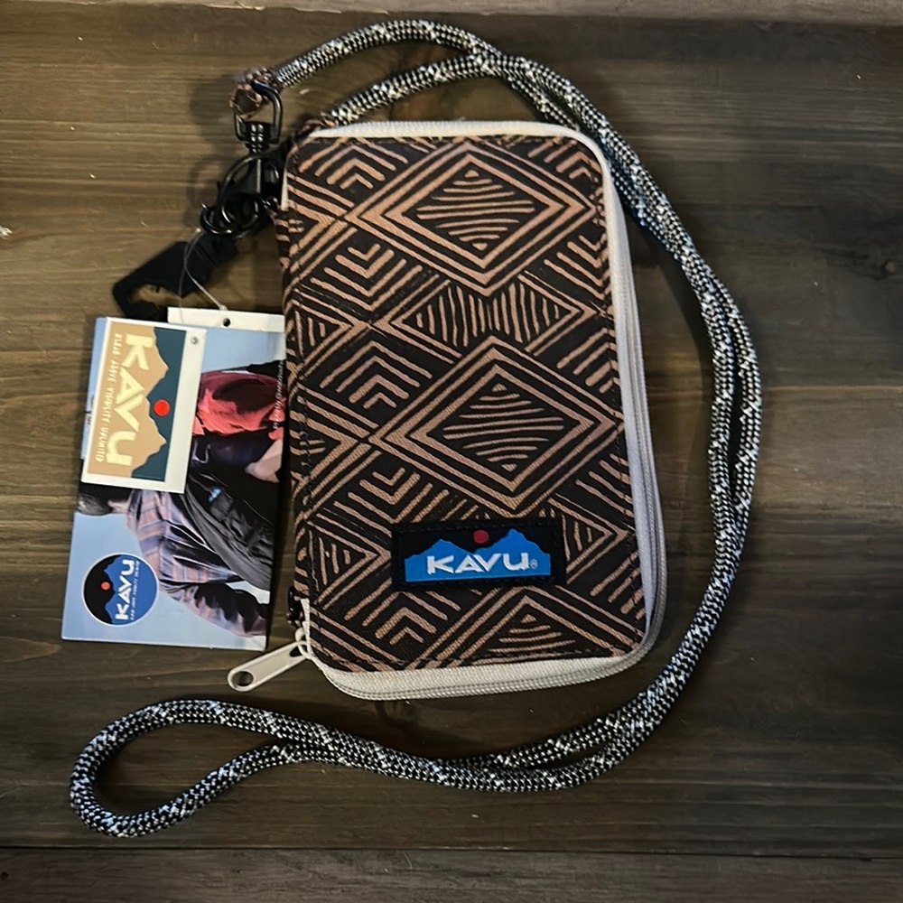 Kavu Geometric Pattern Wallet - Brown and Black